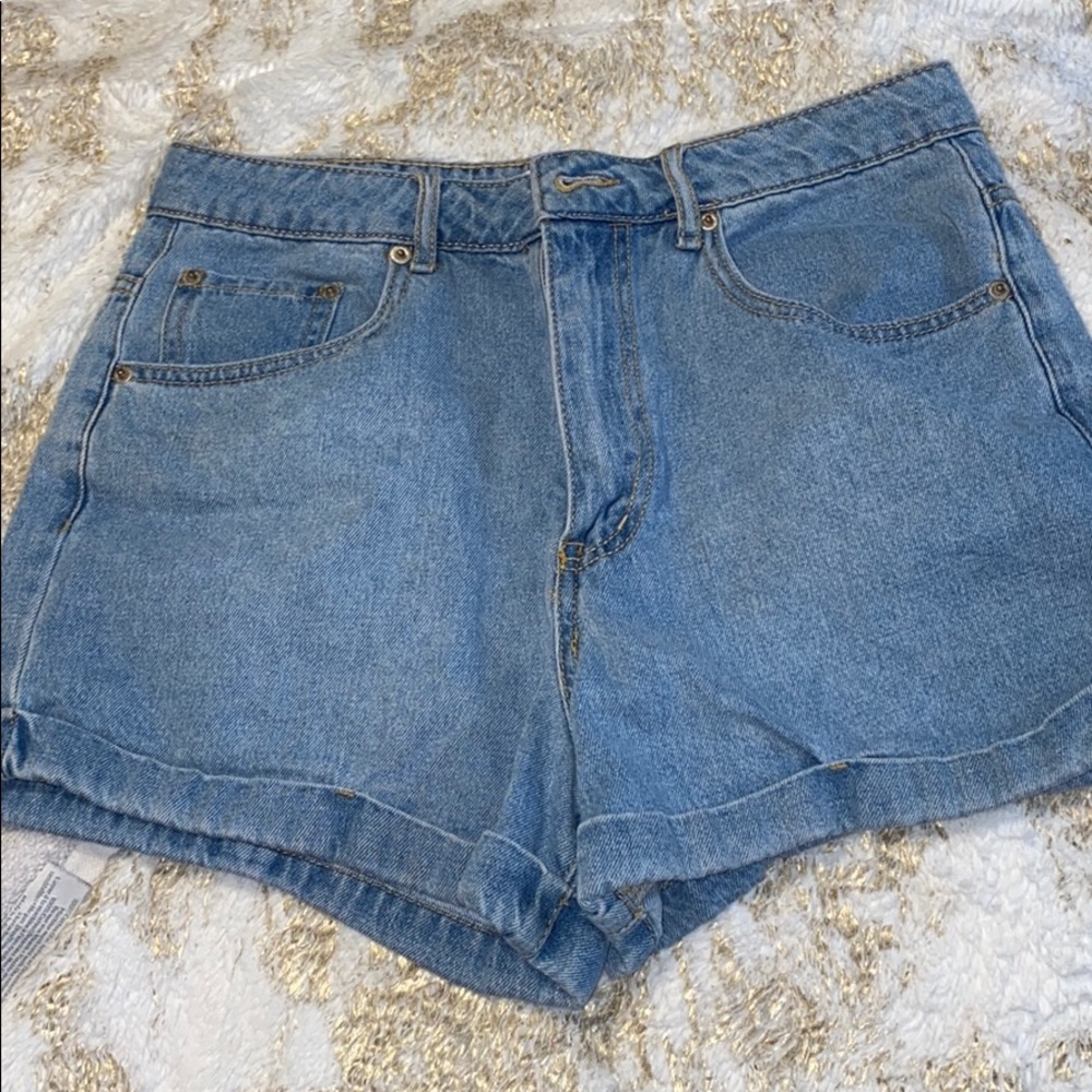 Mom jean short